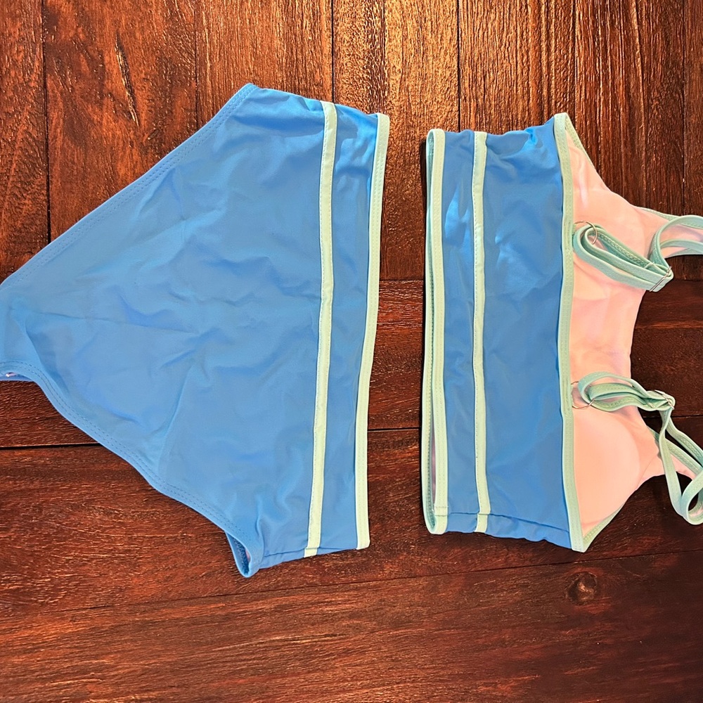 Kids Swim Set in Blue and Teal with Cover Up - Picture 9 of 10